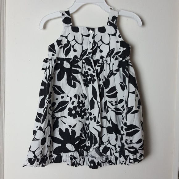 Lily Bird Black and White Flower Dress - Picture 4 of 6